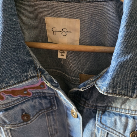 Jessica Simpson Floral Embroidered Denim Jacket New with Tags Sz 1X Boho Hippie - Picture 5 of 7